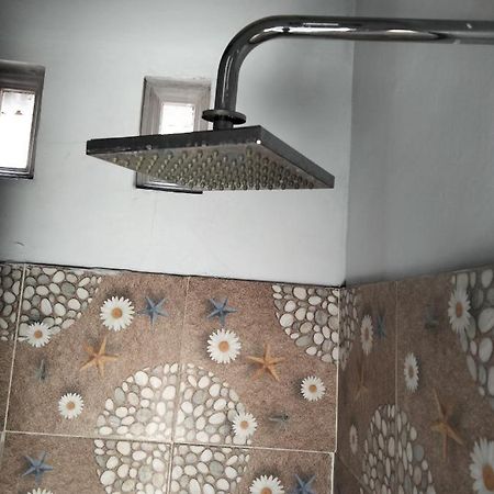 Marselino Bacpacker'S Room Bajawa Exterior foto